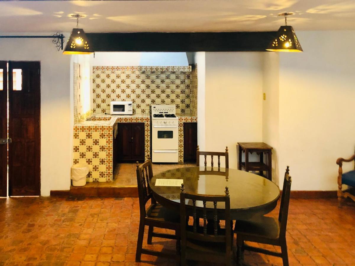 Hotel Mansion Virreyes By Rotamundos San Miguel de Allende Eksteriør billede